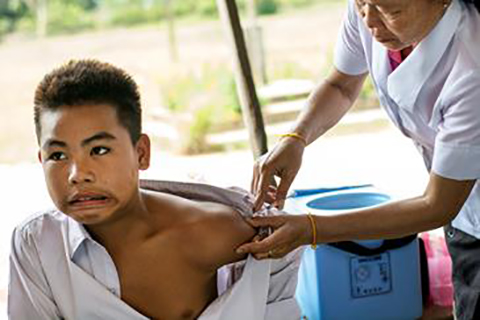 je_vaccine_school3_480